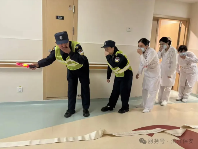 长沙滨江保安服务有限责任公司,长沙安保服务,长沙保安,保镖特卫服务,护卫 长沙滨江保安服务有限责任公司,长沙安保服务,长沙保安,保镖特卫服务,护卫